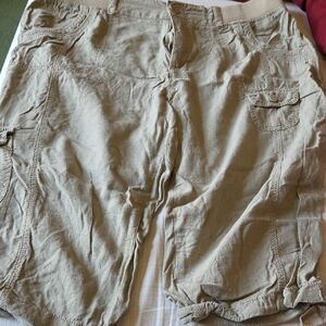 Women's Tan Cargo Shorts
